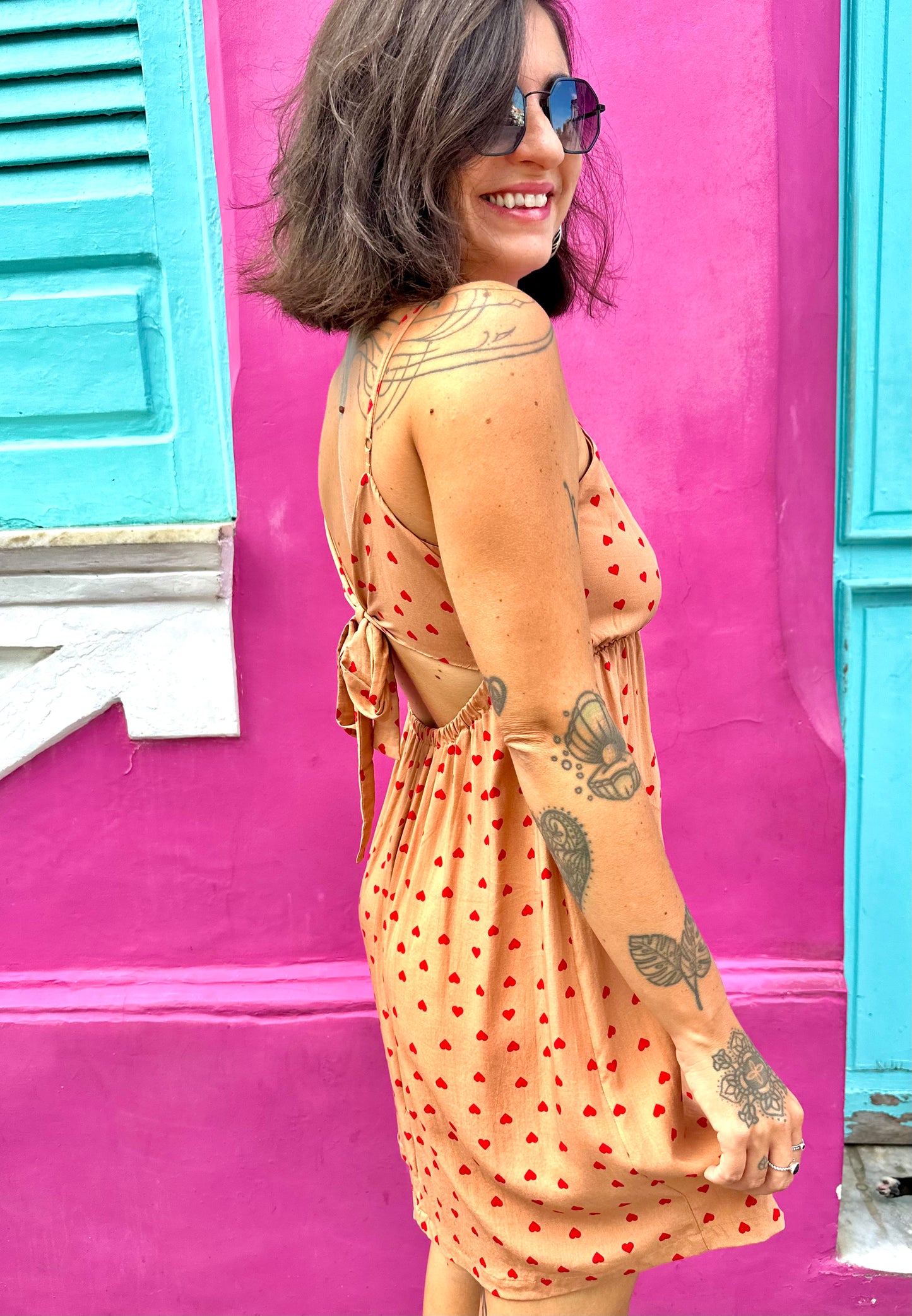 vestido curto coração