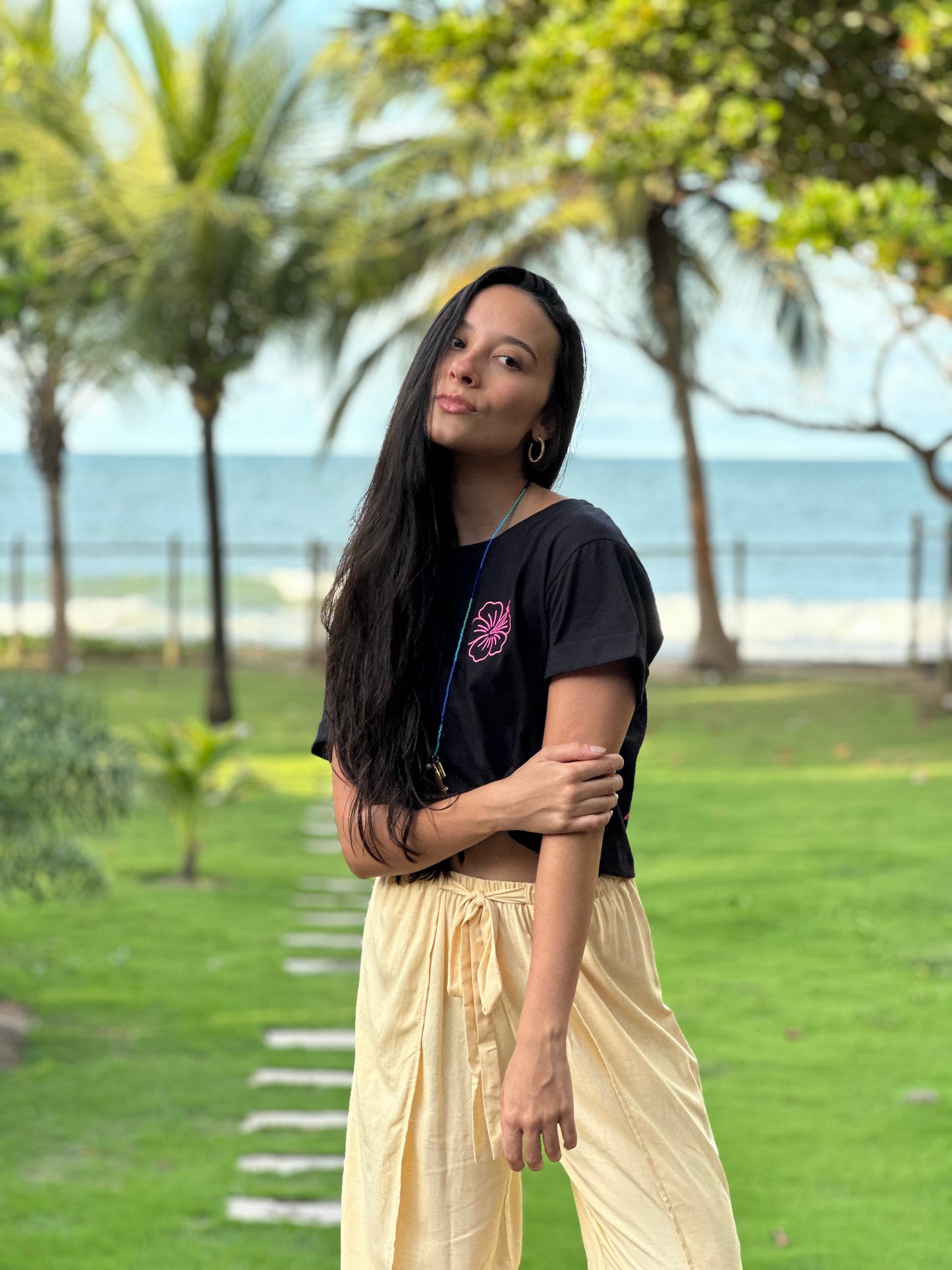 cropped lost paradise preta